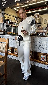 Conjunto de Moletom Manu