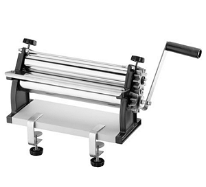 CILINDRO LAMINADOR DE MASSAS MANUAL MAXI DORO 40CM EM AÇO CROMADO ENGRENAGEM DE ALUMÍNIO 939 - MALTA