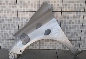 Paralama Lado Esquerdo  Nissan Versa 2012 2013/ Recuperado