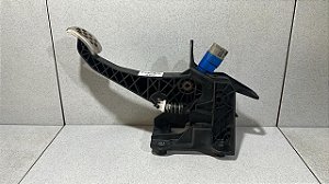Pedal Da Embreagem Renault Sandero 2016  Original 465037621r
