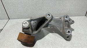 Suporte Alternador Nissan March Versa 1.0 1.6  2013 a 2019