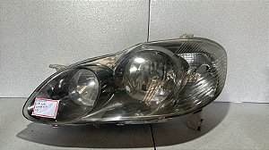 Farol Dianteiro Toyota Corolla 2005 a 2008 Máscara Cromada
