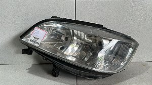 Farol Esquerdo GM Zafira 2001 a 2012