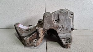 Suporte Compressor E Bomba Hidráulica GM Vectra 1995 a 2001