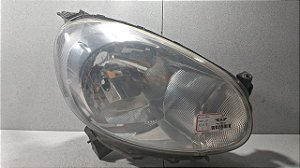 Farol Lado Direito  Nissan March - 2011 a 2014