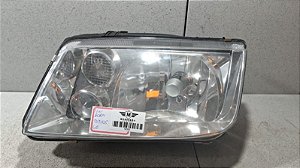Farol Lado Esquerdo VW Bora 1999 a 2005 (Paralelo)