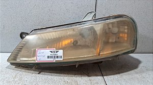 Farol Lado Esquerdo GM Celta 2000 a 2006 (Arteb)