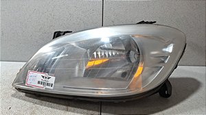 Farol Lado Esquerdo  GM Celta 2006 a 2015  (Paralelo)