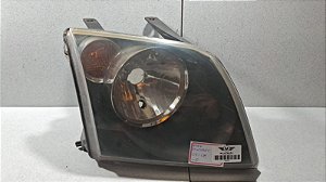 Farol Lado Direito Ford Ecosport 2003 a 2018 máscara Negra