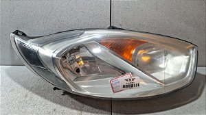 Farol Lado Direito Ford Fiesta 2011 a 2014 Cromado Paralelo