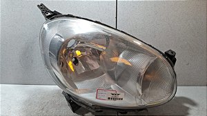Farol Lado Direito Nissan March 2011 a 2014