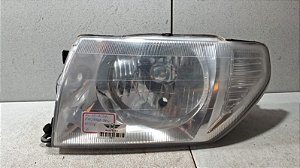 Farol Lado Esquerdo Mitsubishi Pajero TR4 2004 a 2006