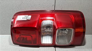 Lanterna Lado Direito GM S-10 2012 a 2021 Lente