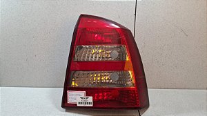 Lanterna Lado Direito GM Astra Sedan 2003 a 2012 Arteb