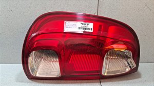 Lanterna Lado Esquerdo  Fiat Uno Vivace 2012 a 2016