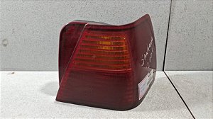 Lanterna Lado Direito VW Santana 1999 a 2006  Arteb