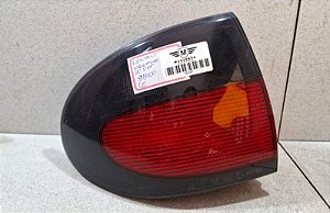 Lanterna Lado Esquerdo Renault Megane Sedan 1998 a 2000Fumê