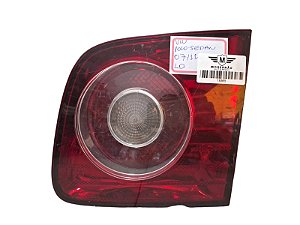 Lanterna Lado Direito VW Polo Sedan 2007 a  2011 Tampa Arteb