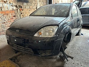 Sucata Ford Fiesta 1.0 8v  supercharger 2003 - Venda de Peças