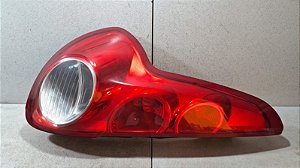Lanterna Lado Esquerdo Fiat Palio Attractive  2012 a 2011