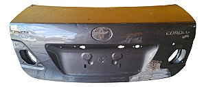Tampa Traseira Toyota Corolla 2008 A 2014 Com Detalhe