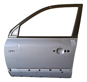 Porta Dianteiro Esquerdo Hyundai Tucson 2004 A 2016 Detalhe