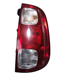 Lanterna lado Direito Fiat Uno Vivace 2014