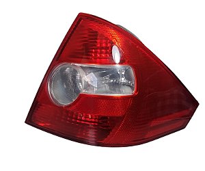 Lanterna lado Direito Ford Fiesta Sedan 2005 a 2010/Paralela