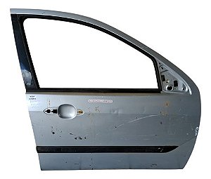 Porta Dianteiro Direito Ford Focus 2002 A 2007 Com Detalhe