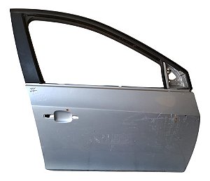 Porta Dianteiro Direito Gm Cruze 2012 A 2016 Com Detalhe