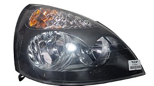 Farol Direito mascara negra Clio 2003 a 2012/Paralelo