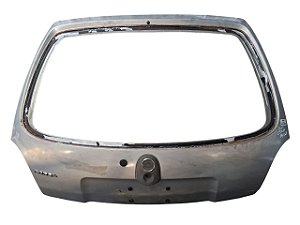 Tampa Traseira Gm Corsa Wind Hatch 1999 a 2002Com detalhe