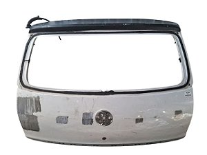 Tampa Traseira Vw Fox 2003 a 2009 Com detalhe