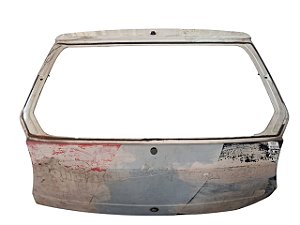 Tampa Traseira Fiat Palio 2001 a 2006 Com detalhe