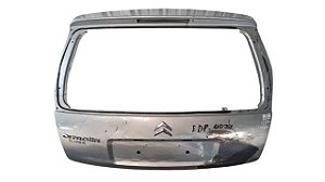 Tampa Traseira Citroen c3 2007 a 2012 Com detalhe