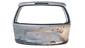 Tampa Traseira Hyundai i30 cw 2009 a 2012 Com detalhe
