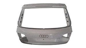 Tampa Traseira Audi A4 b8 2012 a 2015 Com detalhe