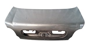 Tampa Traseira Fiat Marea Sedan 1999 a 2001 Com detalhe