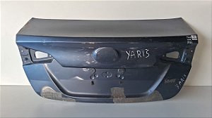 Tampa Traseira Toyota yaris Sedan 2018 a 2021 Com detalhe