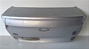 Tampa Traseira Ford ka sedan 2015 a 2021 Com detalhe