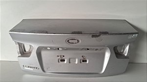 Tampa Traseira kia Cerato Sedan 2009 a 2012 Com detalhe