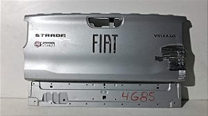 Tampa traseira Fiat Strada 2022 a 2024 Com detalhe