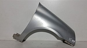 Paralama Direito Renault Clio 2003 a 2012 Com detalhe