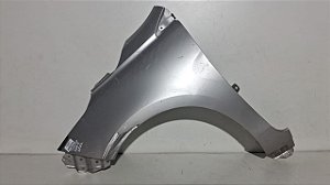 Paralama Esquerdo Toyota Yaris 2018 a 2021 Com detalhe