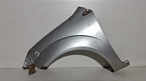 Paralama Esquerdo Ford Fiesta 2003 a 2007 Com detalhe