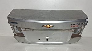 Tampa Traseira Sedan Gm Cruze 2011 a 2016 Com detalhe