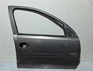 Porta Dianteira Direita Gm Corsa Joy 2002 a 2012 Com detalhe