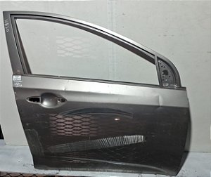 Porta Dianteira Direita Hyundai Hb20 2013 a 2019 Com detalhe