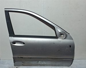 Porta Dianteira Direita Mercedes  w203 classe C 2007 a 2011