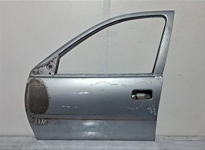 Porta Dianteira Esquerda Gm Corsa 1994 a 2016 Com detalhe